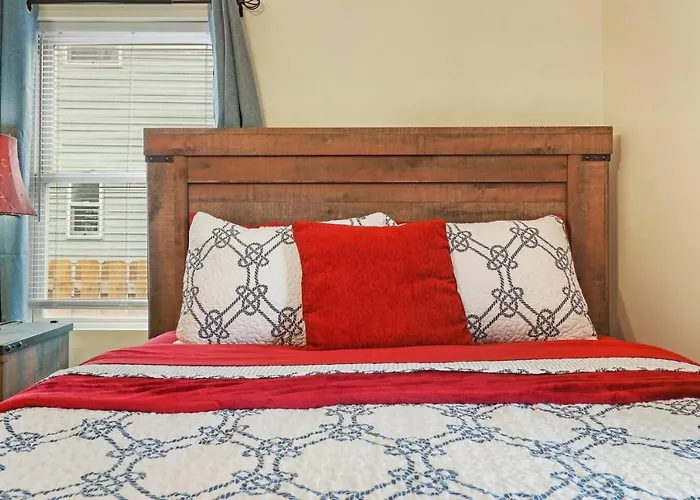 Holiday home Gorgeous Nautical 2bed 2bath House Chain O Lakes With Hot Tub Ingleside