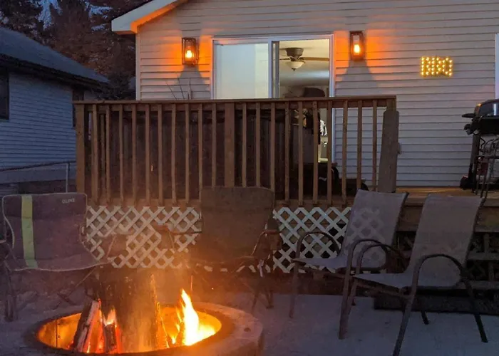 Gorgeous Nautical 2bed 2bath House Chain O Lakes With Hot Tub Ingleside