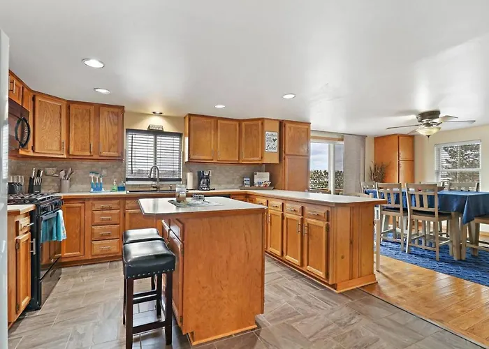Gorgeous Nautical 2bed 2bath House Chain O Lakes With Hot Tub * Ingleside